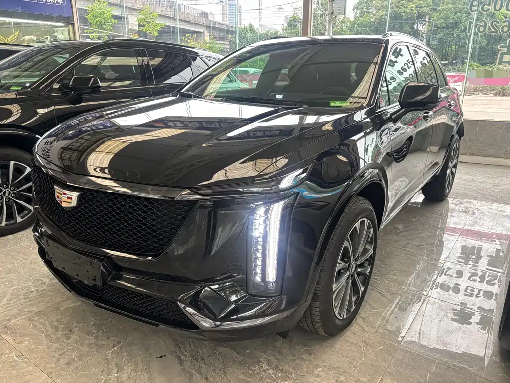 Cadillac XT5 2026