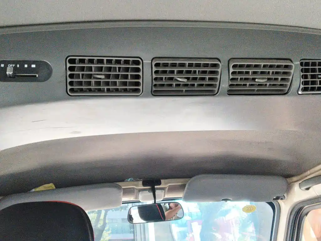 Wuling Rongguang — миниатюра 14