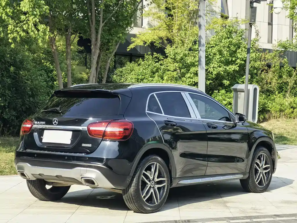 Mercedes-Benz GLA — миниатюра 4