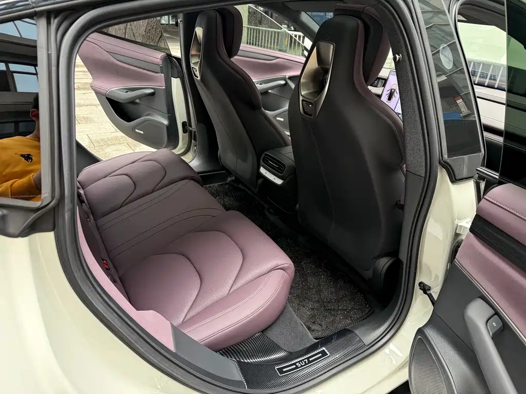 XIAOMI CAR XIAOMI SU7