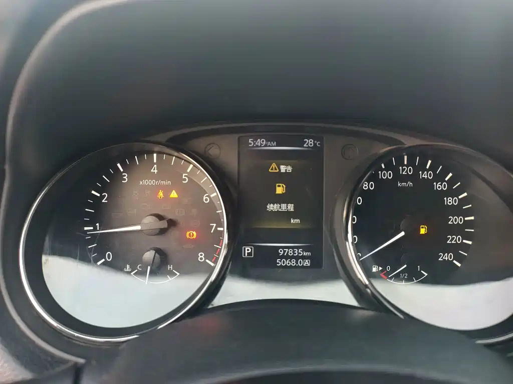Nissan Qashqai — миниатюра 16