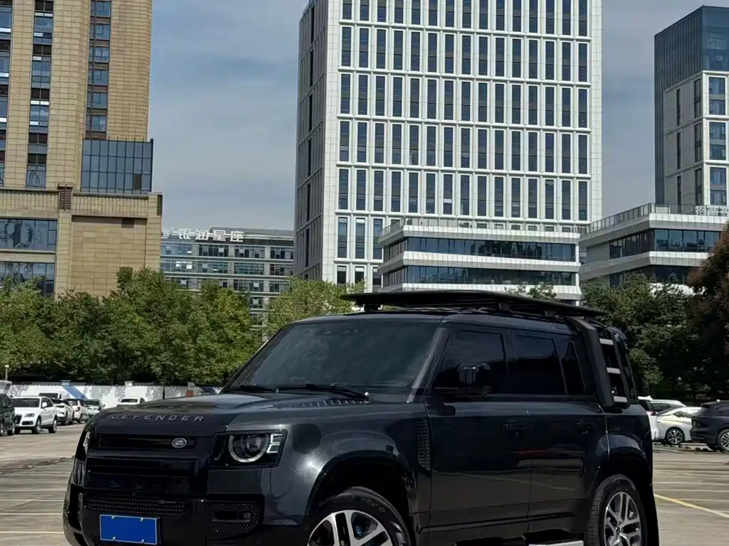 Land Rover Defender — миниатюра 2