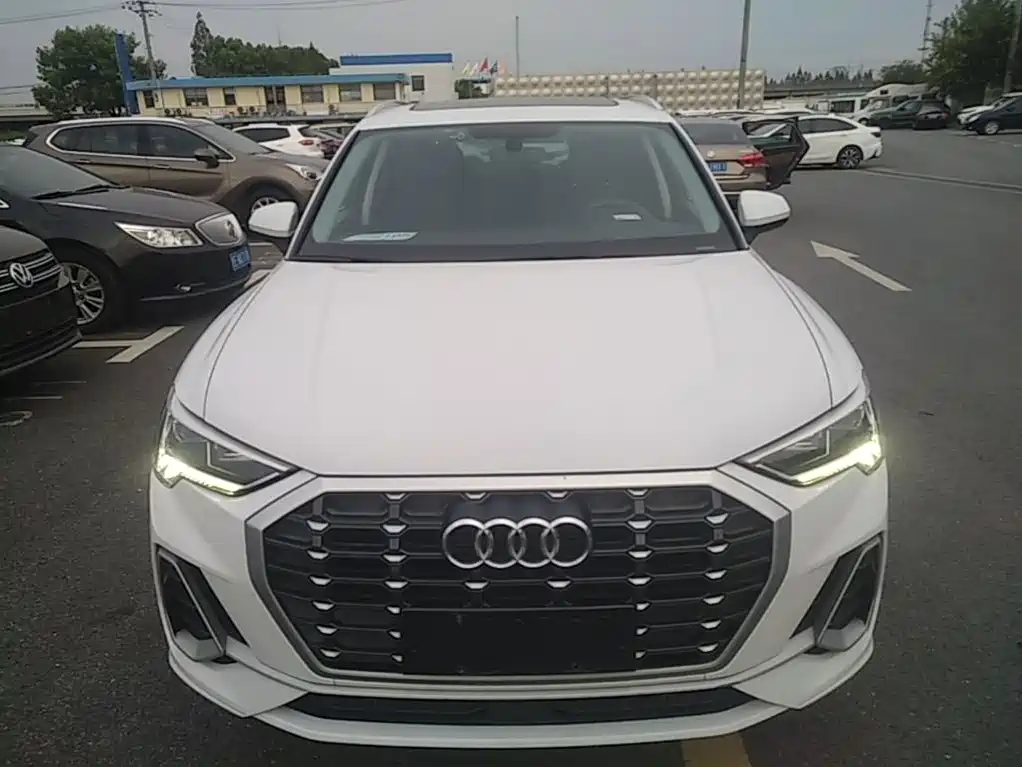 Audi Q3 — миниатюра 3