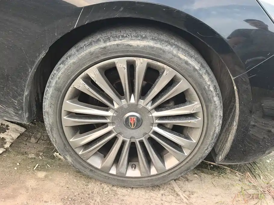 Hongqi Hongqi H5 — миниатюра 6