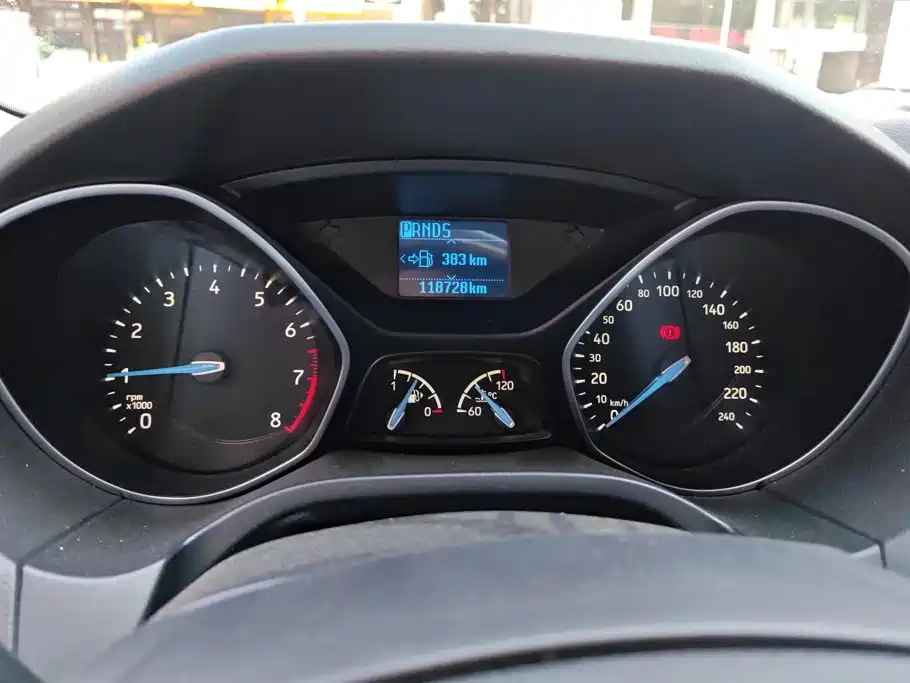 Ford Focus — миниатюра 14