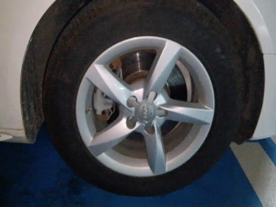 Audi A4L — миниатюра 6