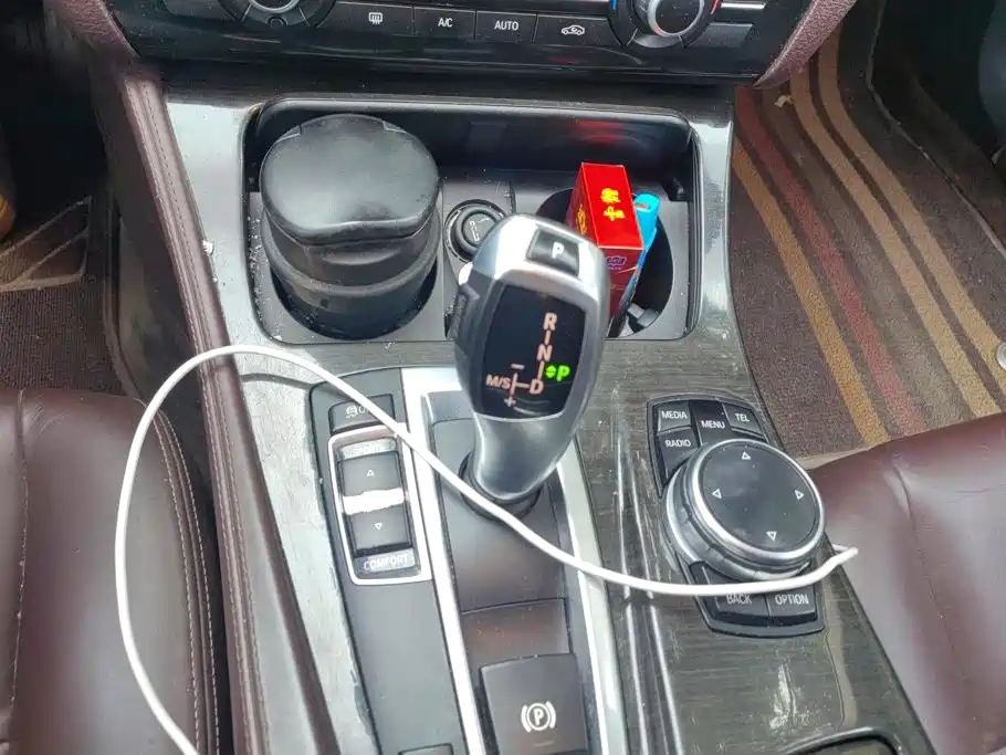BMW 5 Series — миниатюра 16