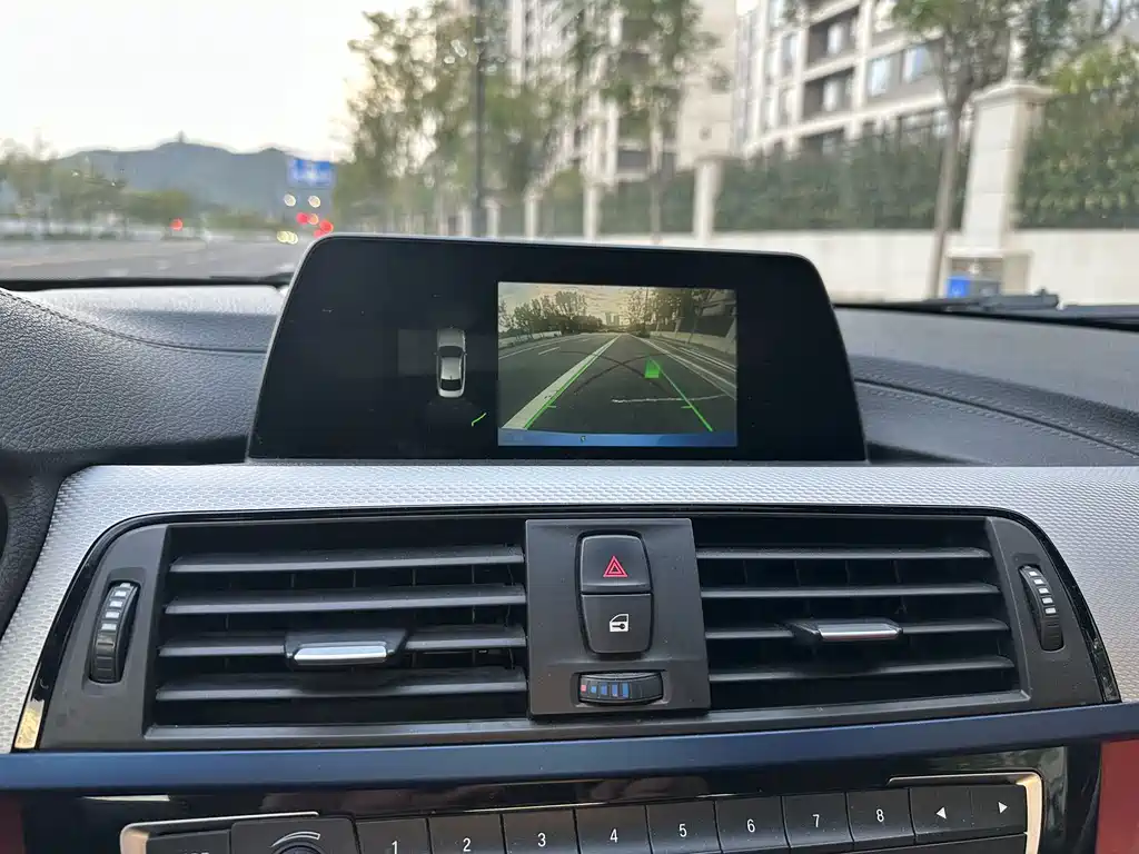 BMW 4 Series — миниатюра 16