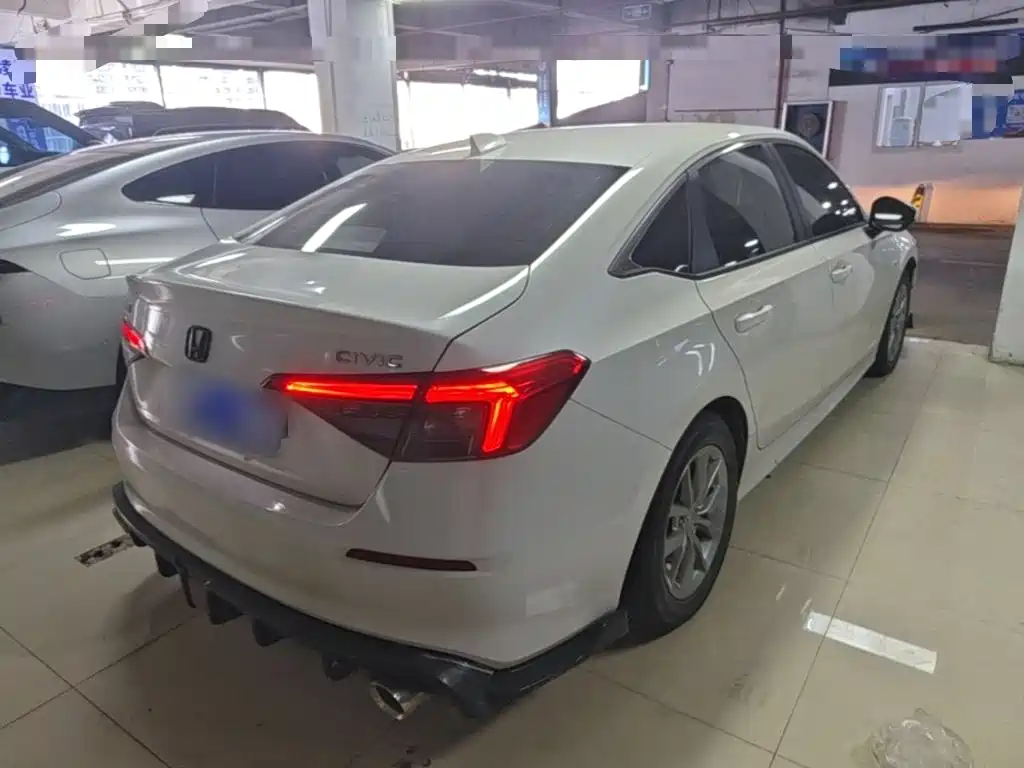 Honda Civic — миниатюра 7
