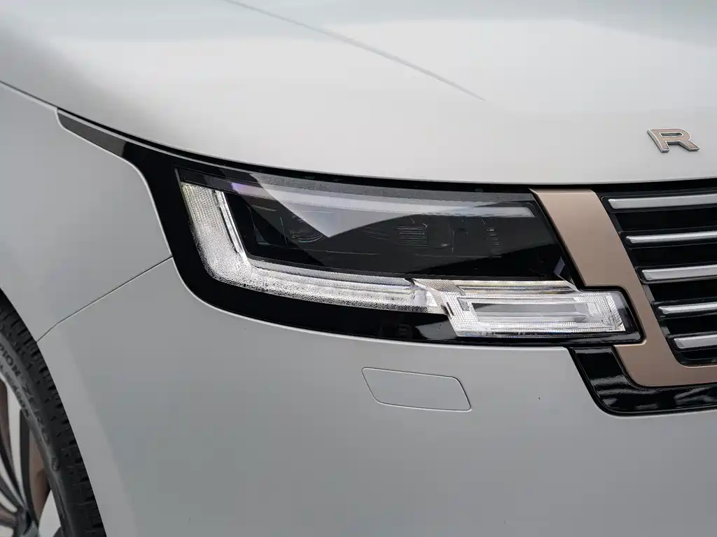 Land Rover Range Rover — миниатюра 5
