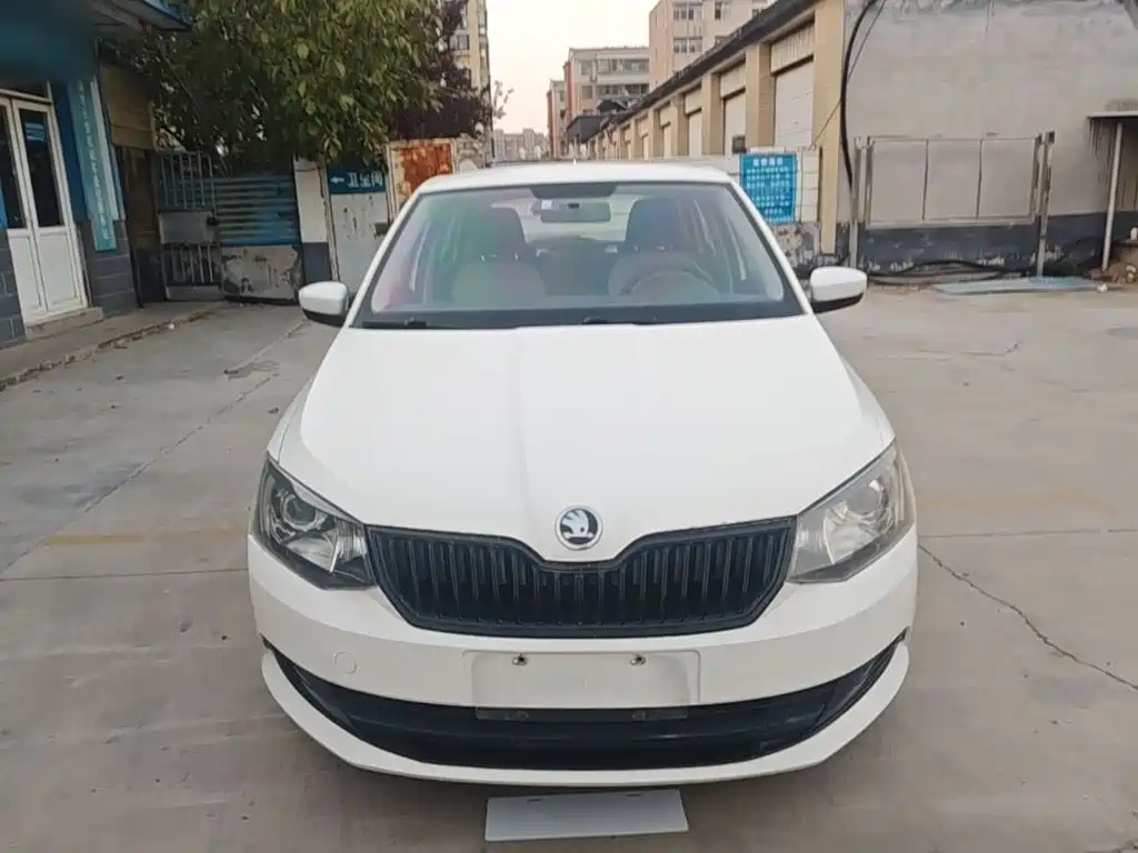 Skoda Fabia — миниатюра 3
