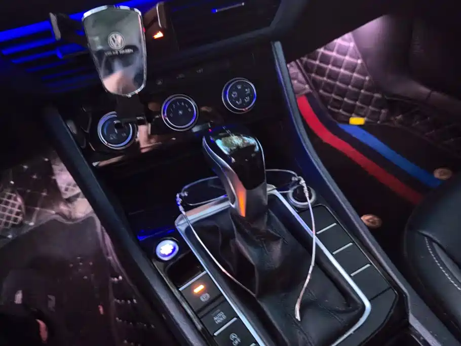 Volkswagen Sagitar — миниатюра 16