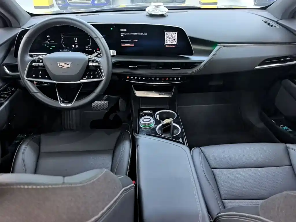 Cadillac GT4 — миниатюра 10