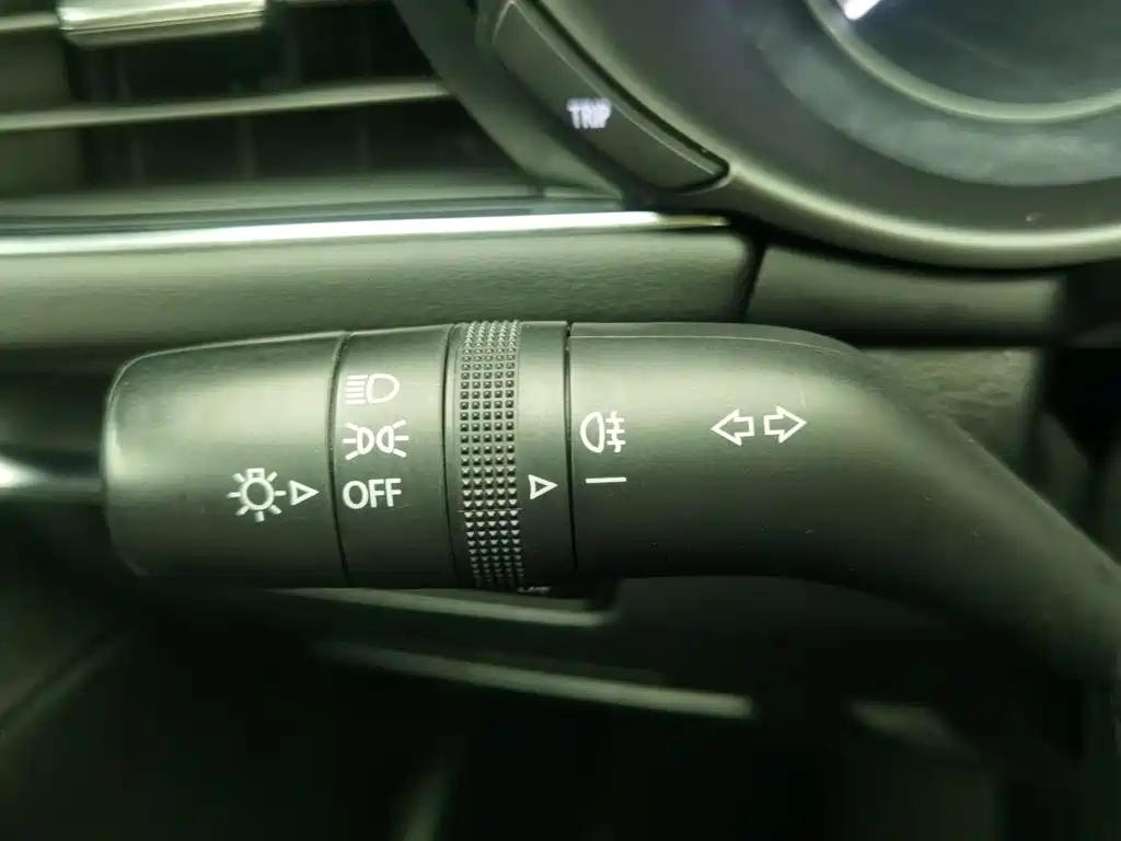Mazda 3 Axela — миниатюра 21