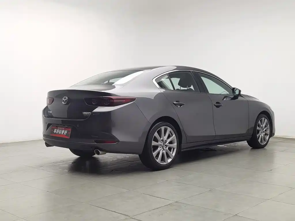 Mazda 3 Axela — миниатюра 2