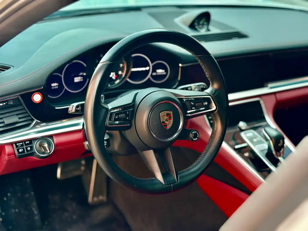 PORSCHE PANAMERA NEW ENERGY