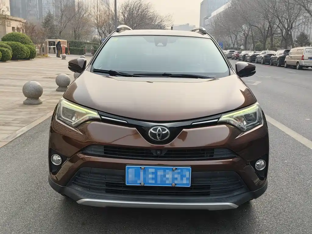 TOYOTA RAV4 RONGFANG