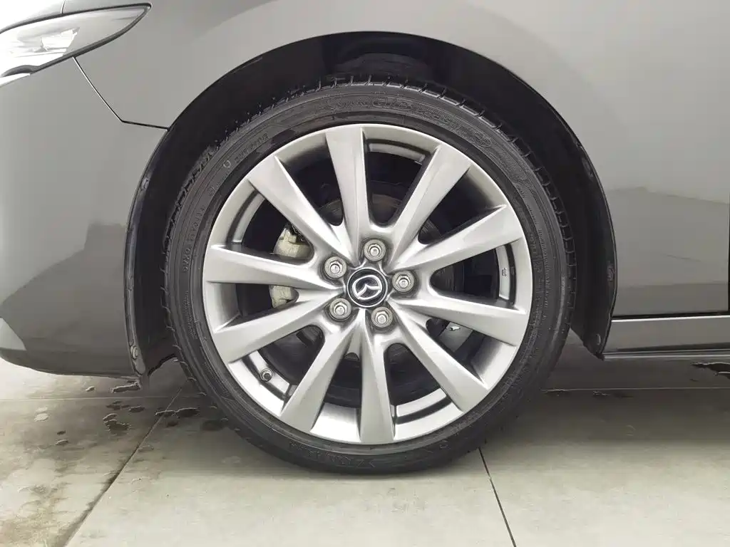 Mazda 3 Axela — миниатюра 17