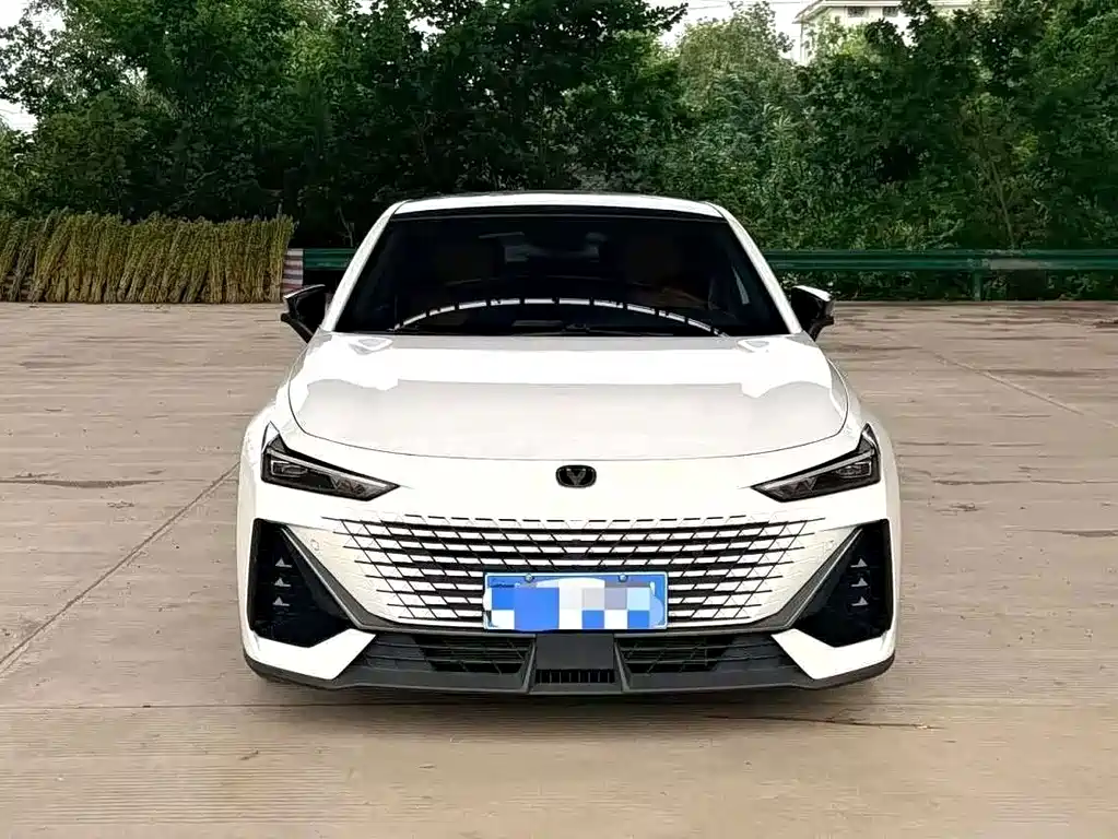 Changan UNI-V — миниатюра 2