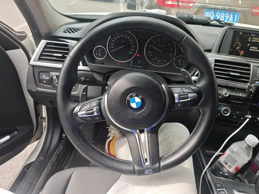 BMW 3 Series — миниатюра 15