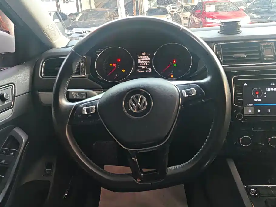 Volkswagen Sagitar — миниатюра 15