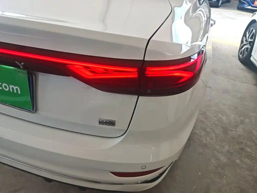 Geely Emgrand — миниатюра 8