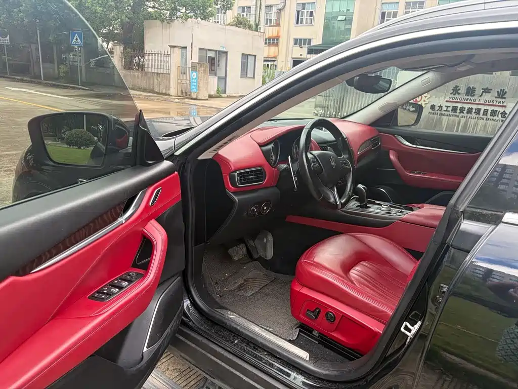 Maserati Levante — миниатюра 5