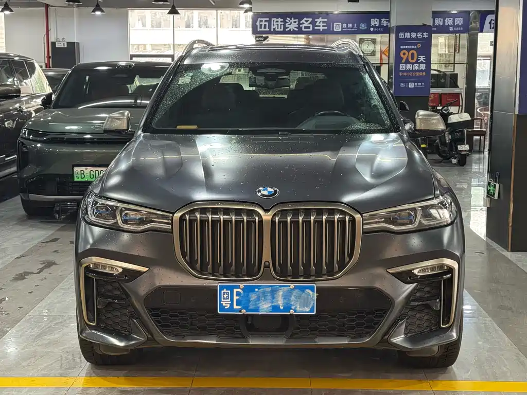 BMW X7 — миниатюра 2