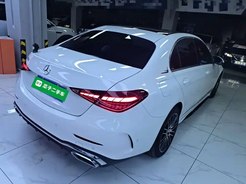 Mercedes-Benz C-Class — миниатюра 7