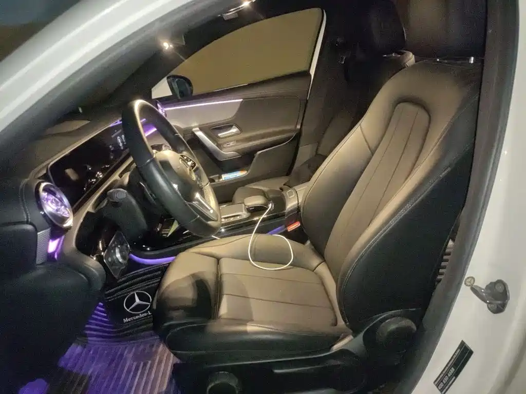 Mercedes-Benz A-Class — миниатюра 11