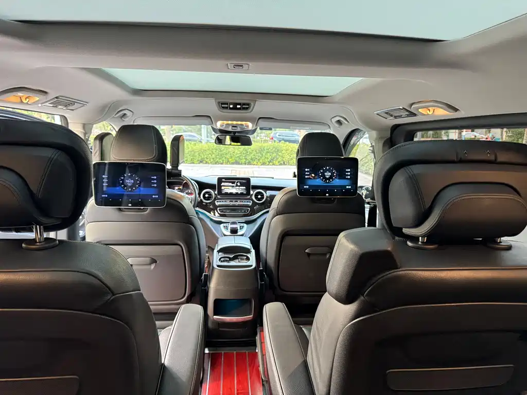 Mercedes-Benz V-Class — миниатюра 6