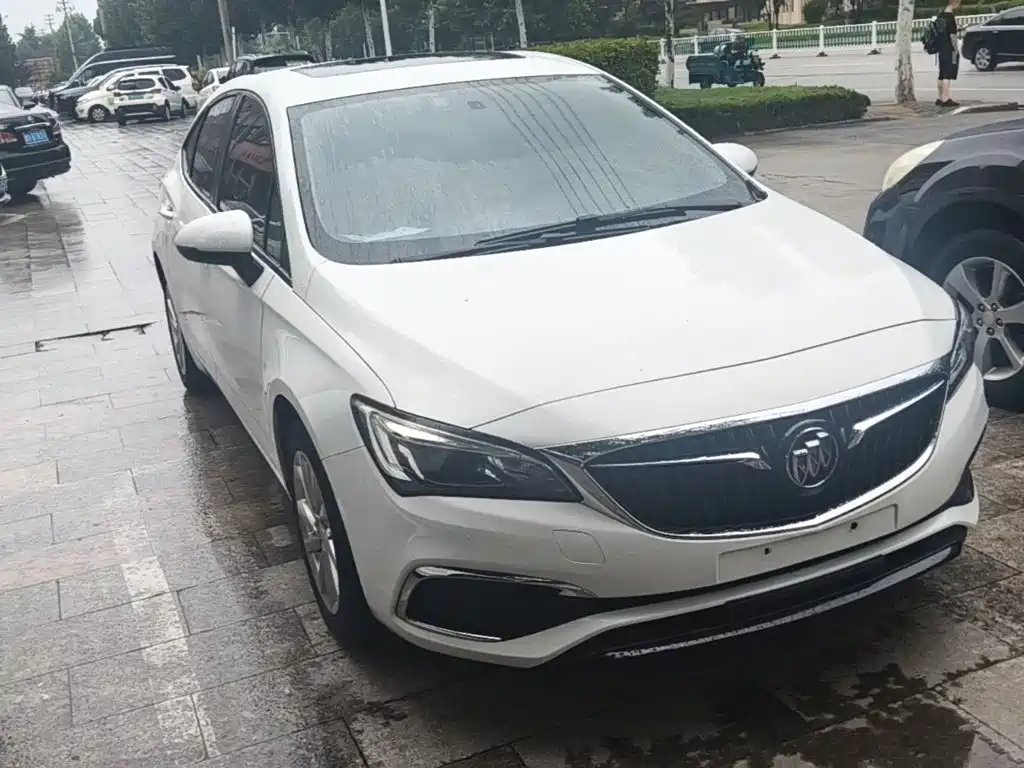 Buick Verano — миниатюра 4
