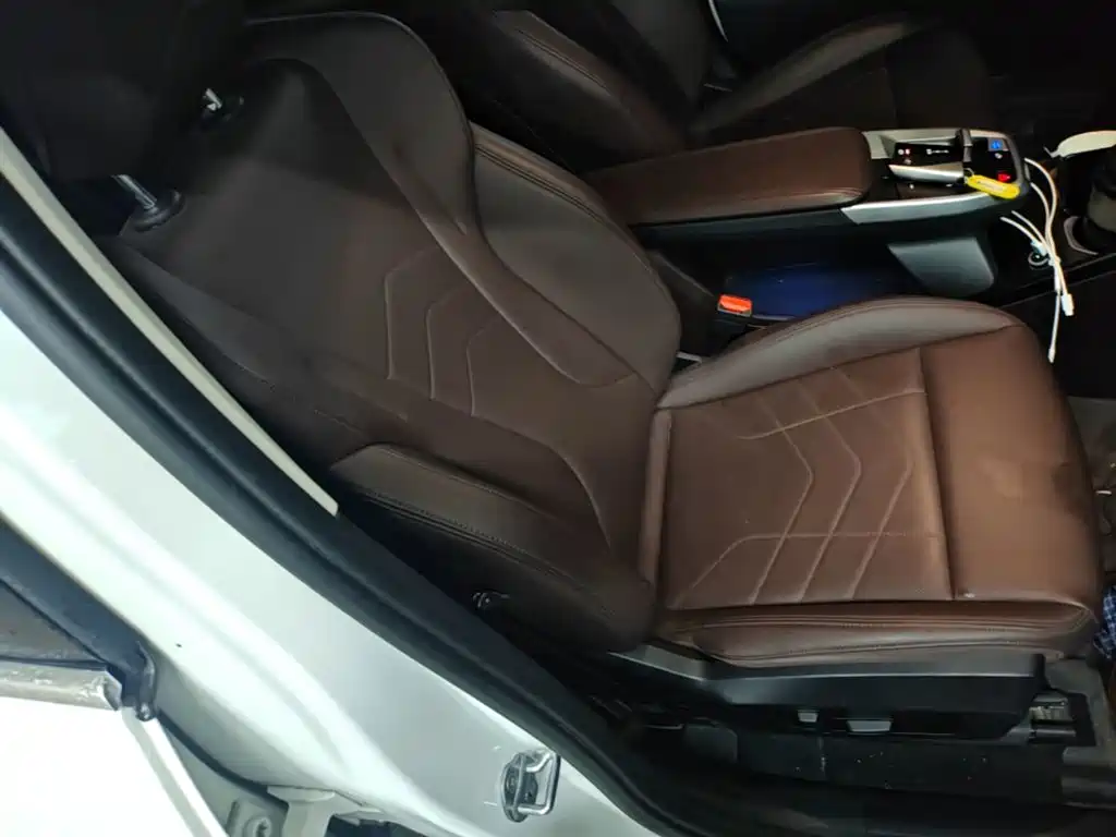 BMW iX1 — миниатюра 25