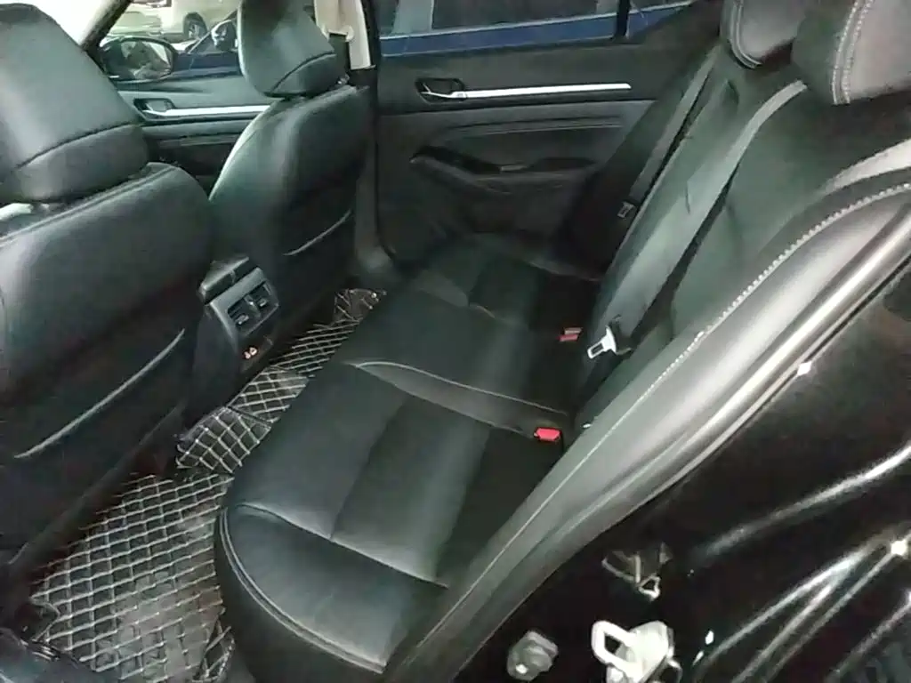 Nissan Teana — миниатюра 17