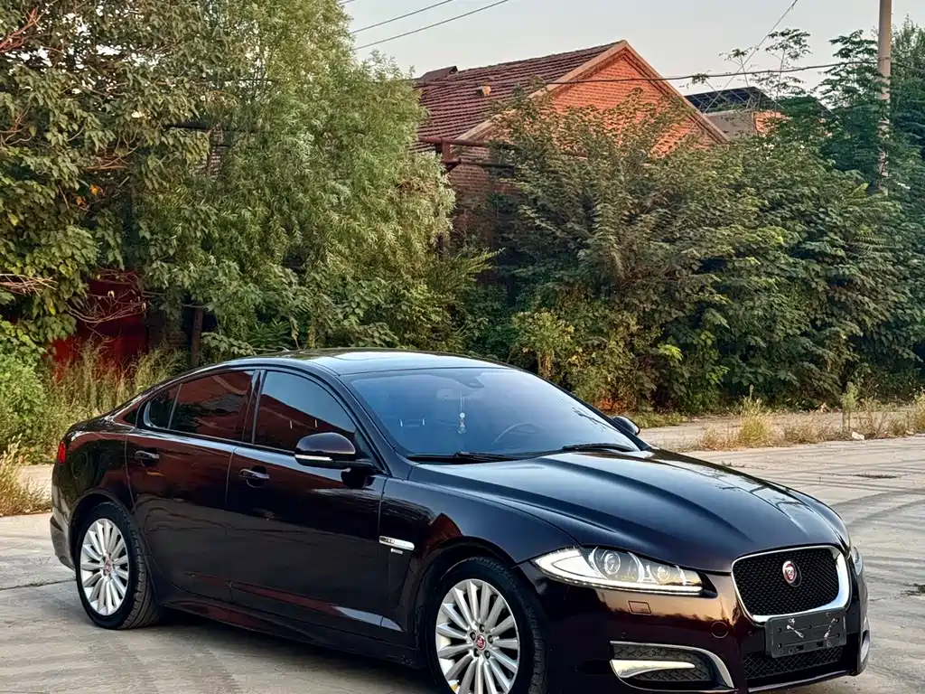 Jaguar XF — миниатюра 11