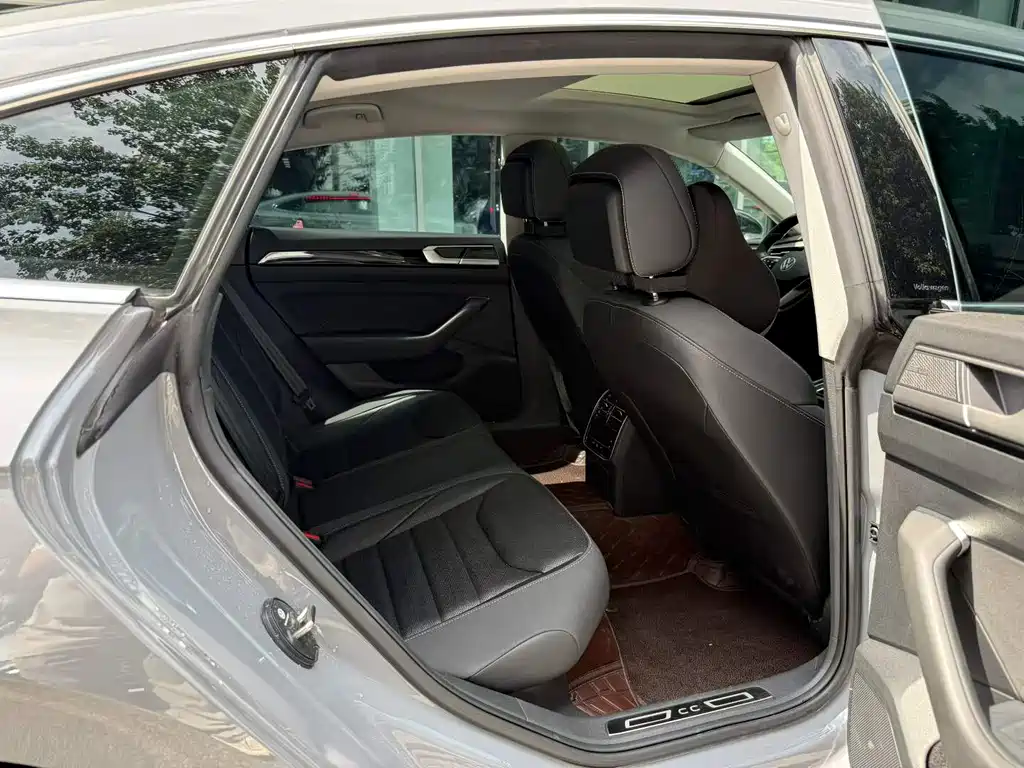 Volkswagen CC — миниатюра 4
