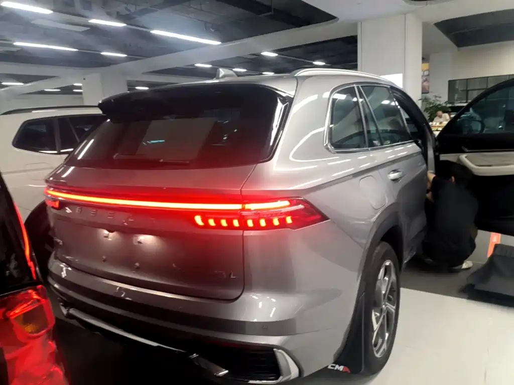 Geely Xingyue L — миниатюра 7