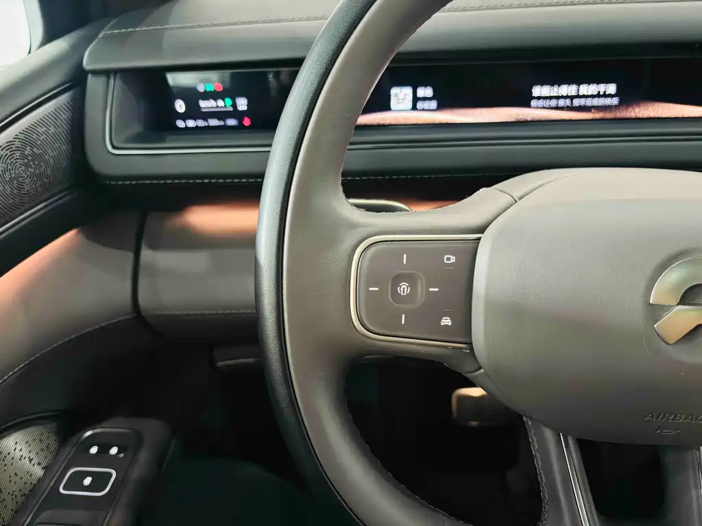 NIO ES8 — миниатюра 21