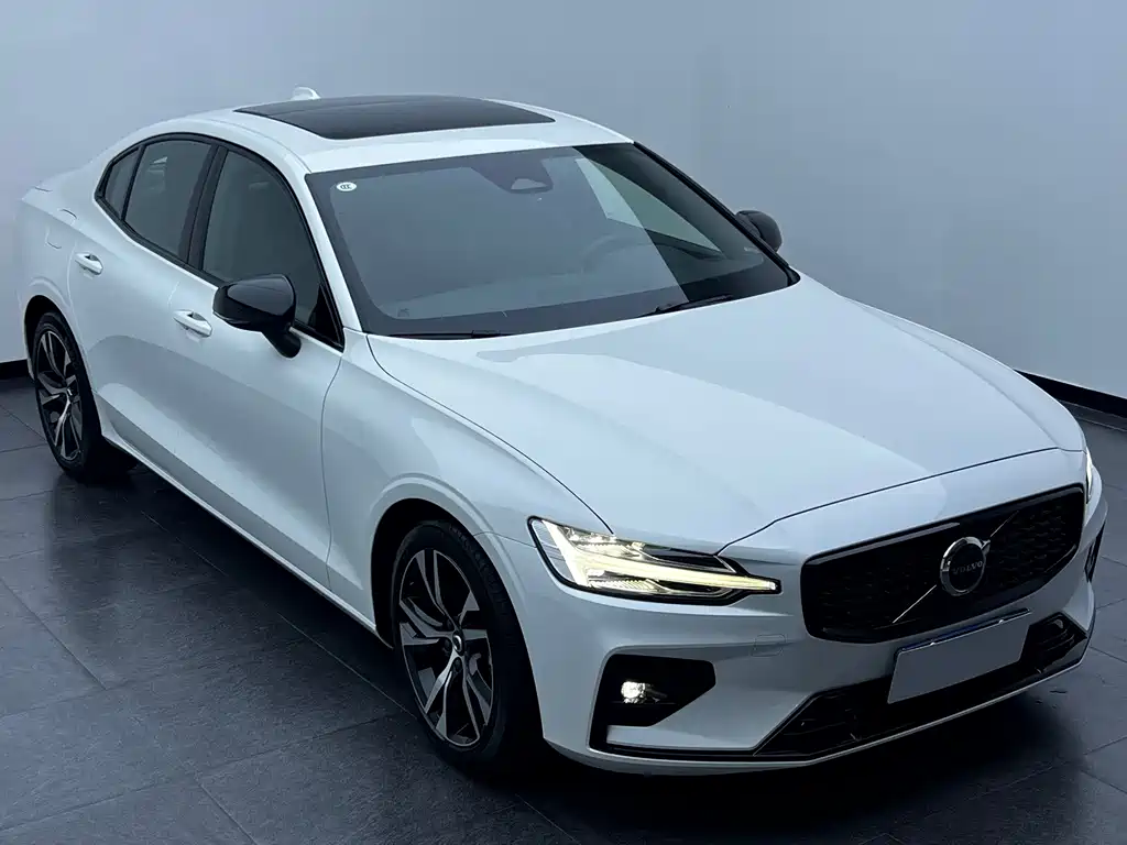 Volvo S60 — миниатюра 3