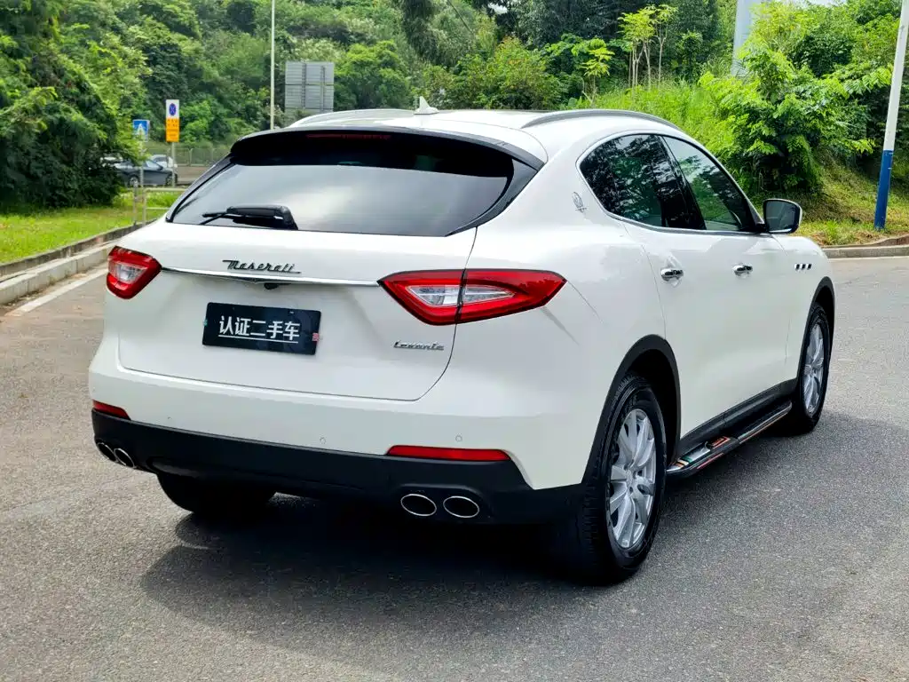Maserati Levante — миниатюра 7