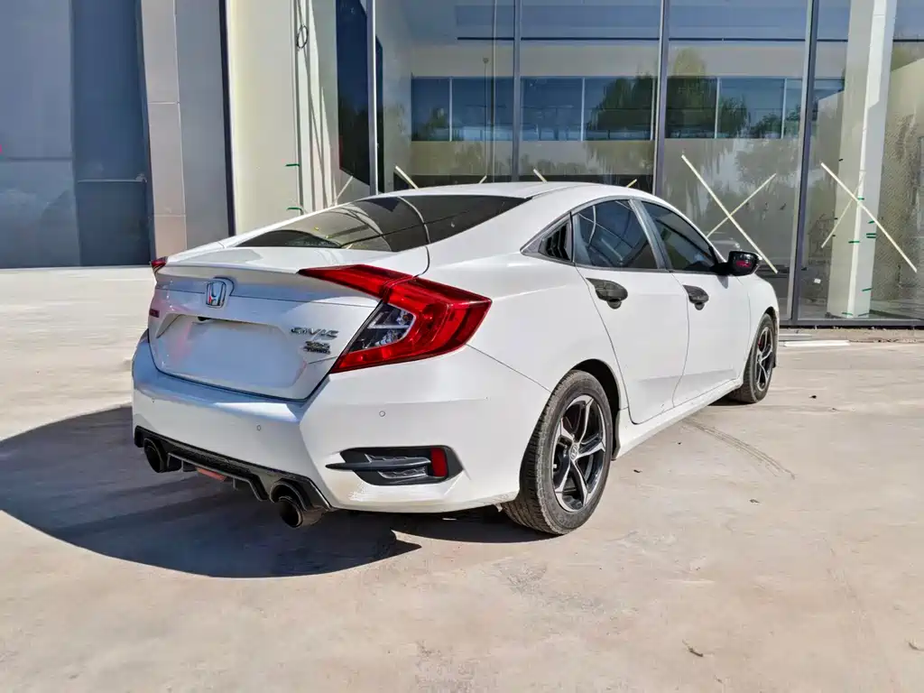 Honda Civic — миниатюра 3