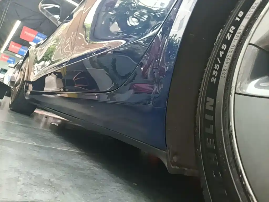 Tesla Model 3 — миниатюра 22
