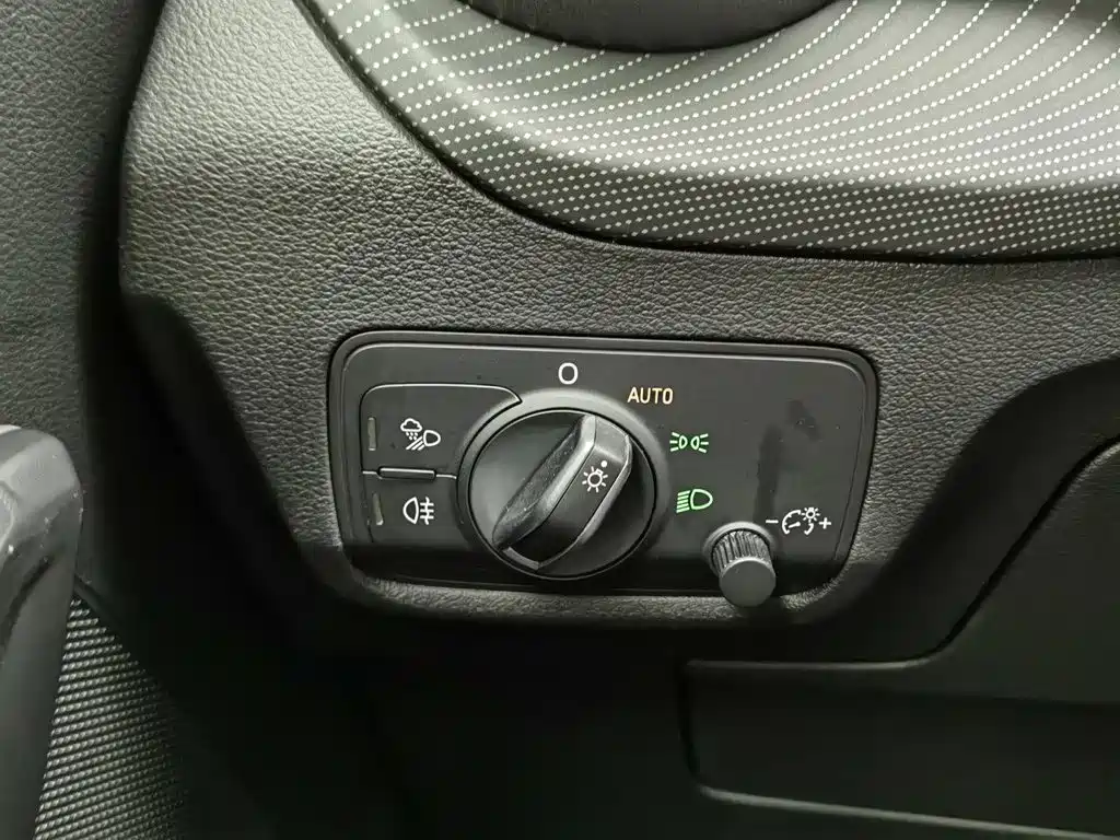 Audi Q2L — миниатюра 21
