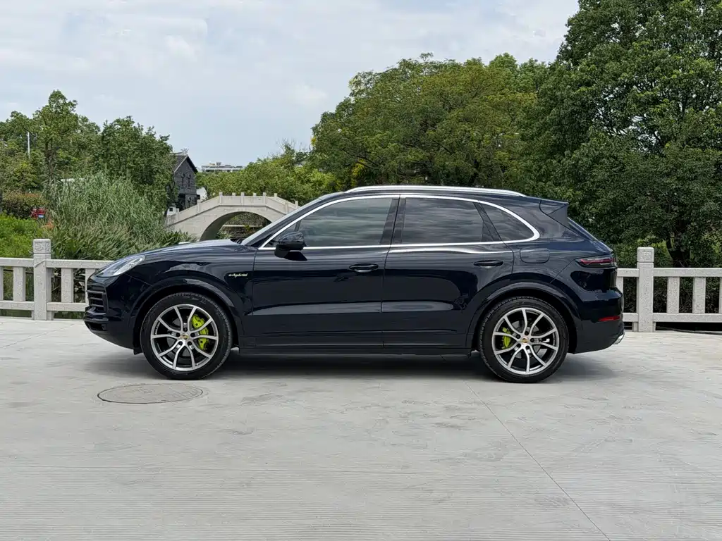 Porsche Cayenne Hybrid — миниатюра 3