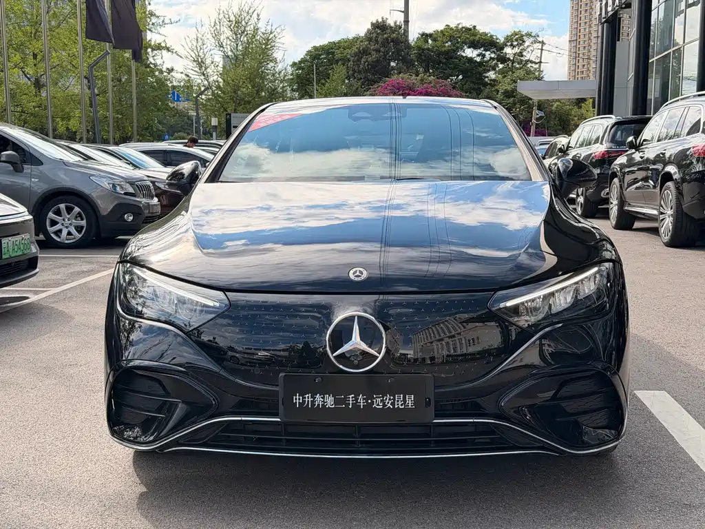 Mercedes-Benz EQE 2025 500 4MATIC Luxury