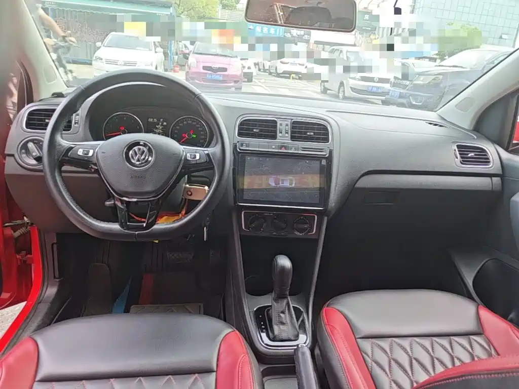 Volkswagen Polo — миниатюра 10