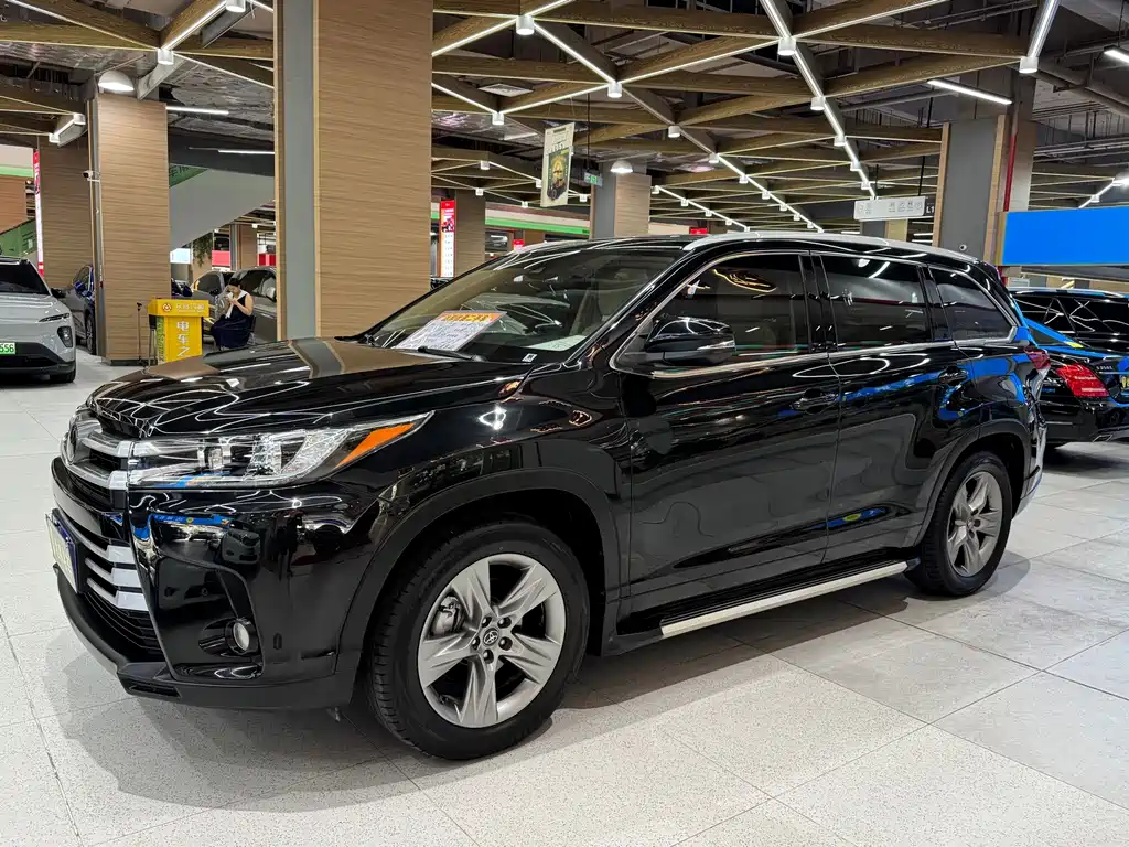 Toyota Highlander — миниатюра 3
