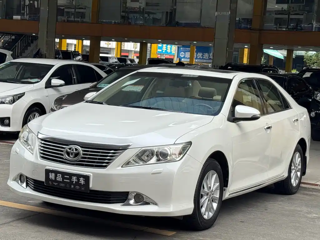 Toyota Camry 2013