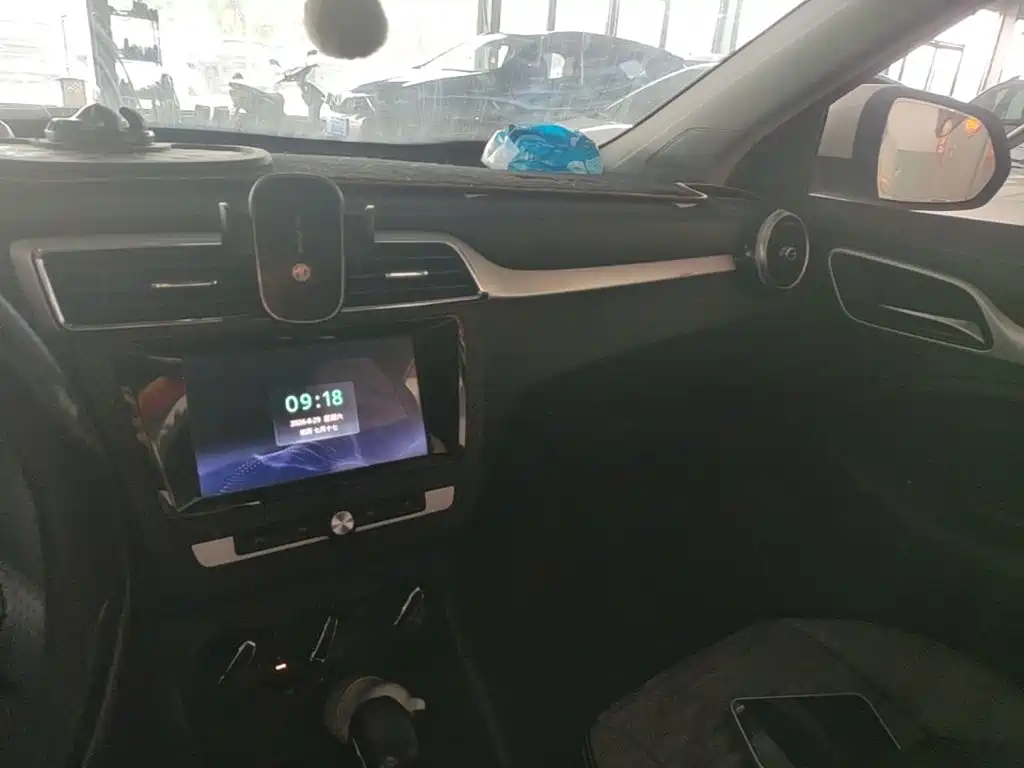 MG ZS — миниатюра 13