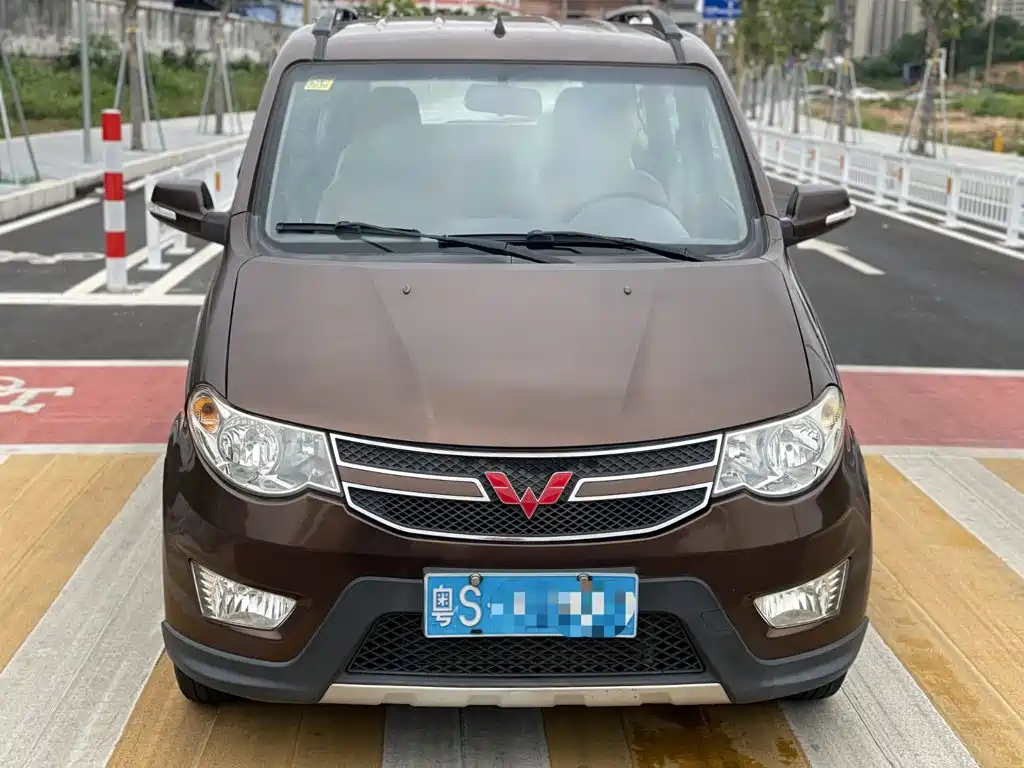 Wuling Hongguang — миниатюра 12